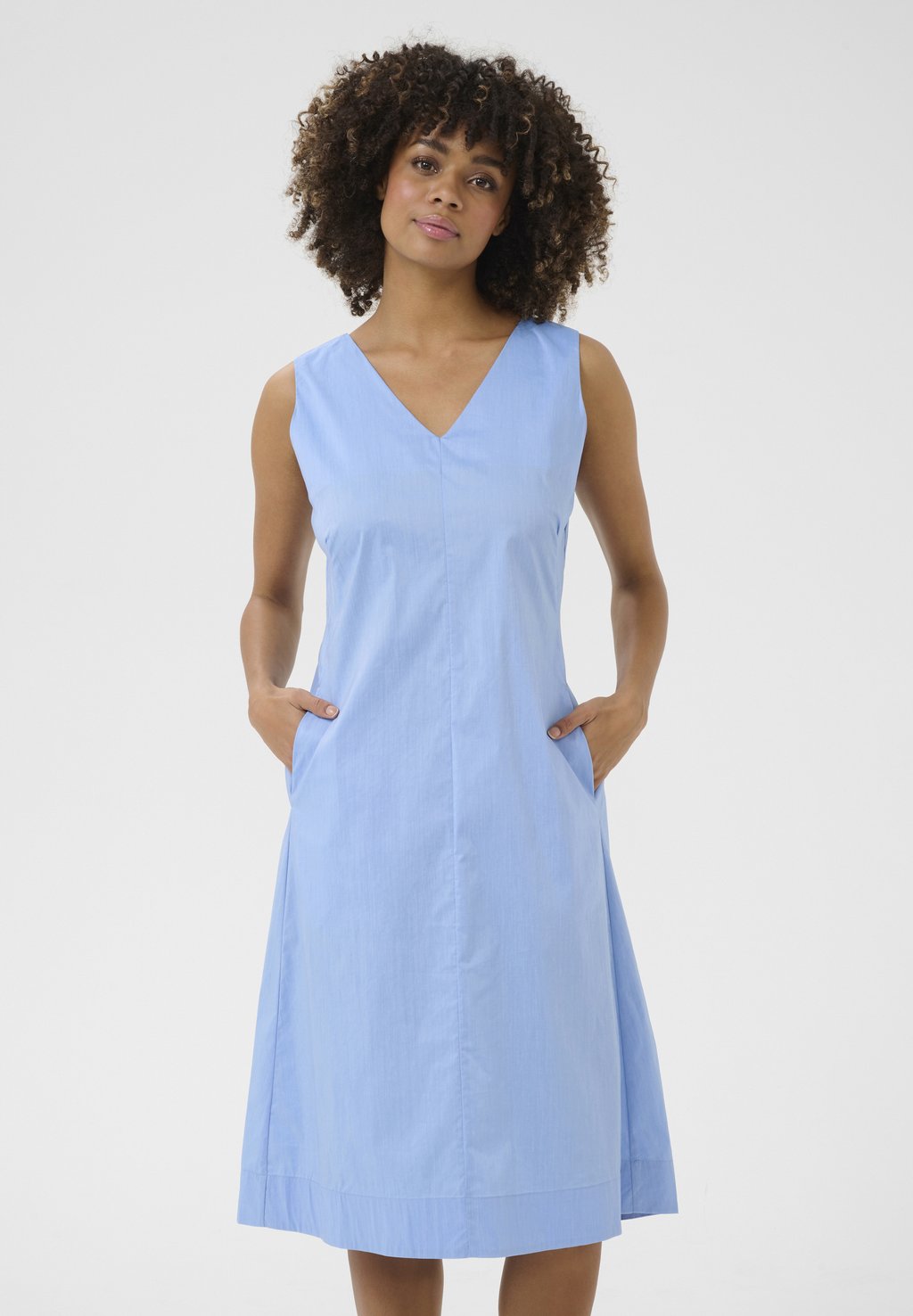 Повседневное платье CUNOVI ANTOINETT SLEEVELESS Culture, синий
Повседневное платье CUNOVI ANTOINETT SLEEVELESS Culture, синий