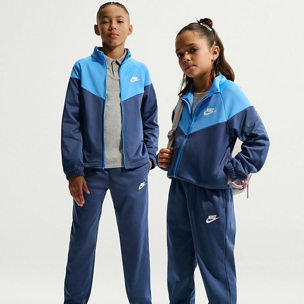 Детский комплект из 2 предметов Dri-Fit Nike, Mystic Navy
Детский комплект из 2 предметов Dri-Fit Nike, Mystic Navy