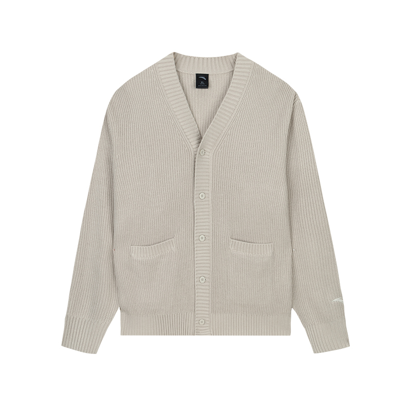 ANTA SUPERSTORE CHAOJIANTA Вязаный свитер мужской однотонный туманно-серый
ANTA SUPERSTORE CHAOJIANTA Вязаный свитер мужской однотонный туманно-серый