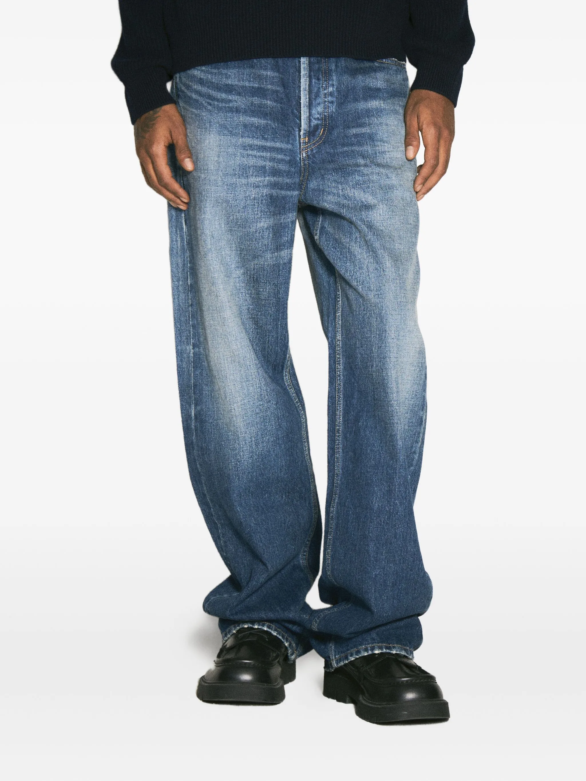 Джинсы с эффектом потертости Saint Laurent, синий
Джинсы с эффектом потертости Saint Laurent, синий