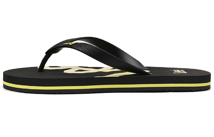 Шлепанцы мужские черные Lee
Шлепанцы мужские черные Lee