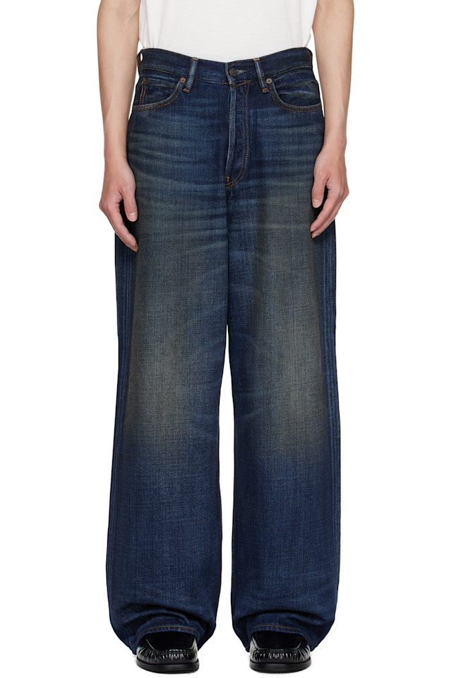 Acne Studios Свободные джинсы темно-синего цвета 1981 года
Acne Studios Свободные джинсы темно-синего цвета 1981 года