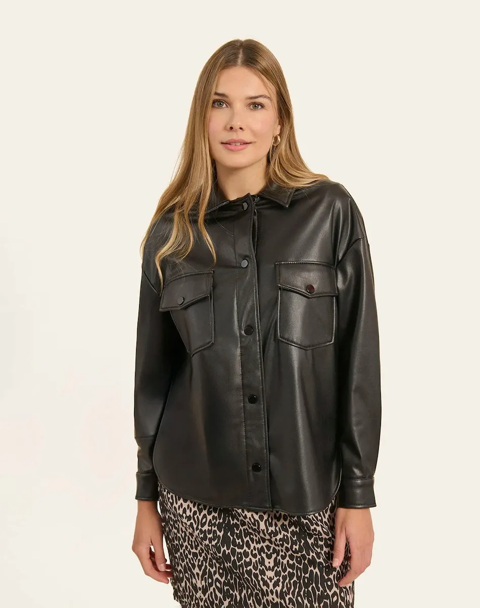 Женская рубашка из искусственной кожи с нагрудными карманами Naf Naf, черный
Женская рубашка из искусственной кожи с нагрудными карманами Naf Naf, черный