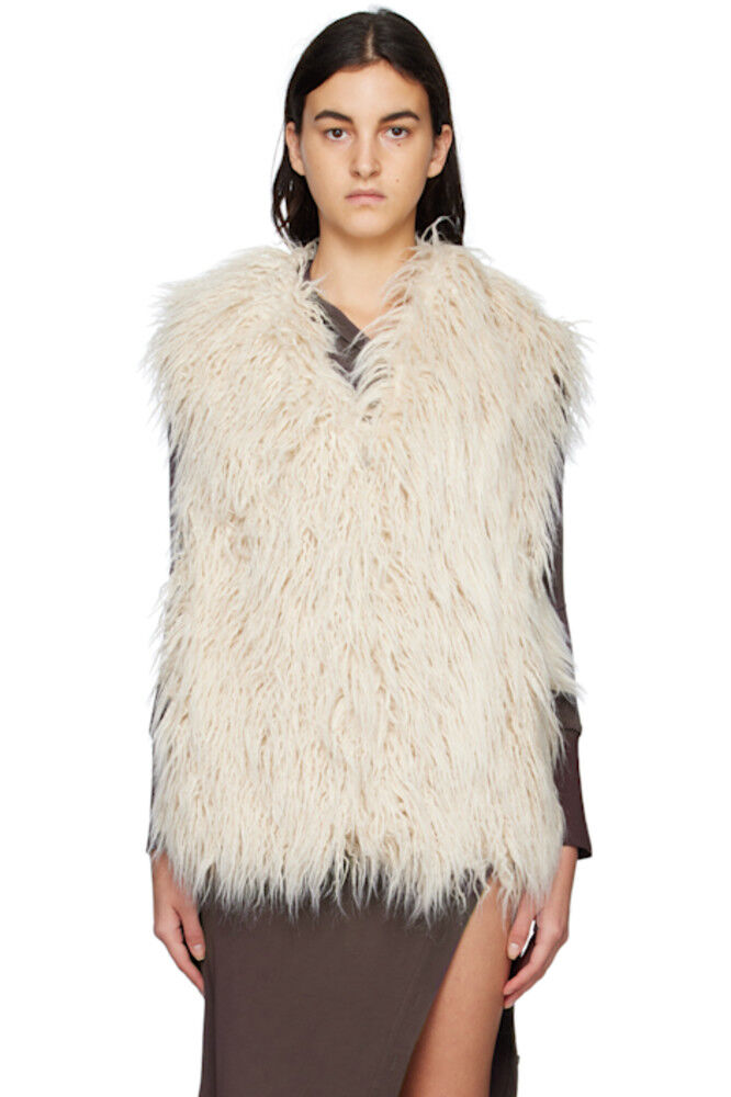Жилет из эко-меха Off-White HALFBOY, Белый, Жилет из эко-меха Off-White HALFBOY
Жилет из эко-меха Off-White HALFBOY, Белый, Жилет из эко-меха Off-White HALFBOY