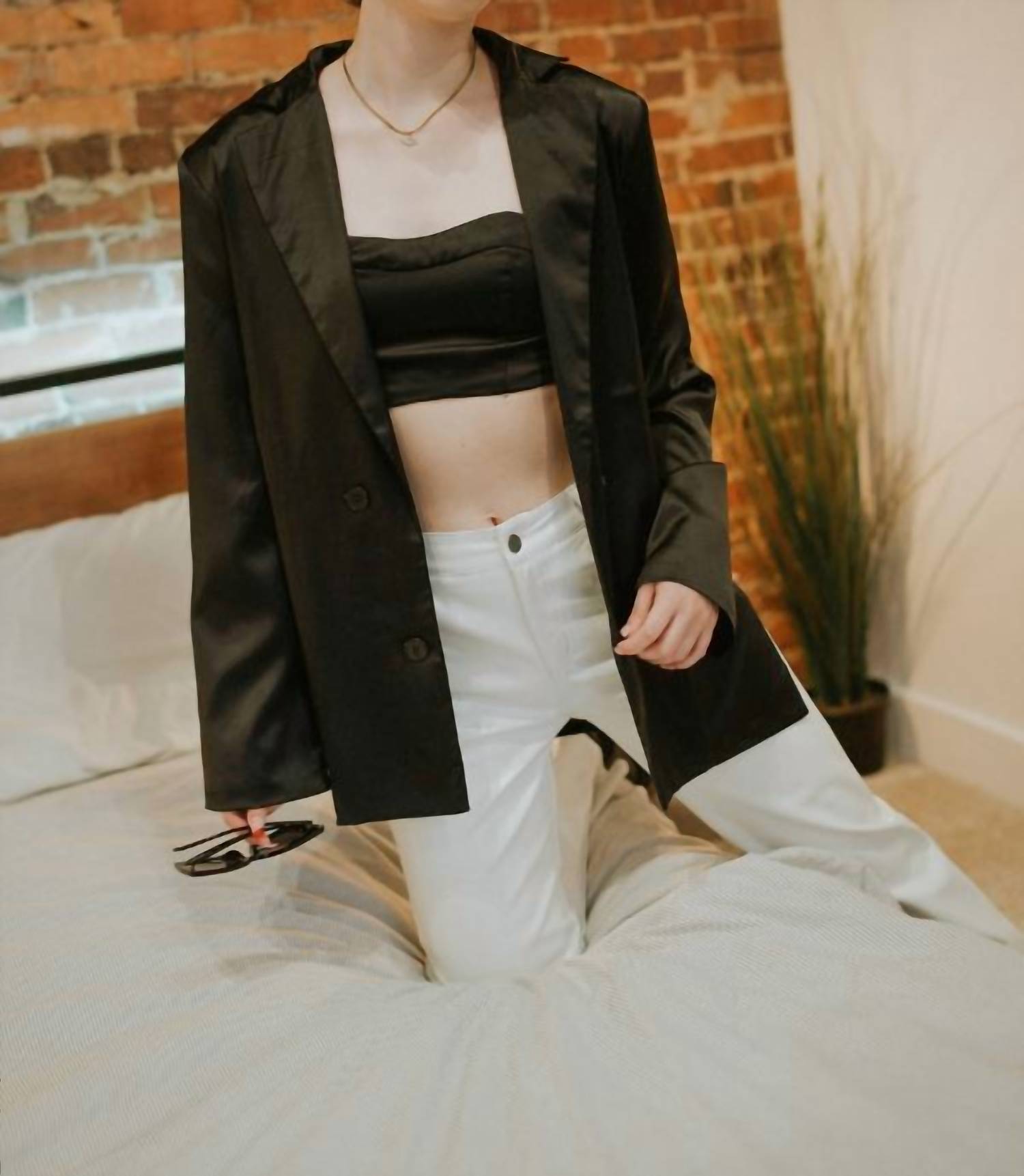 Комплект блейзеров Block Him черного цвета Blue Blush
Комплект блейзеров Block Him черного цвета Blue Blush