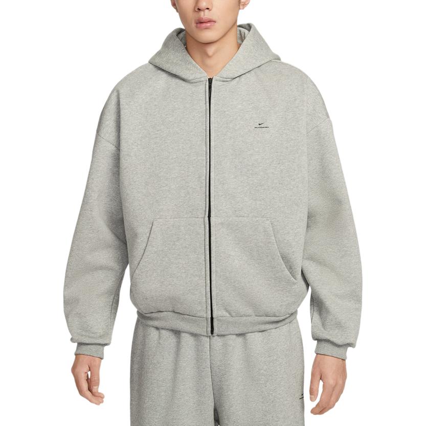 Nike Мужская куртка, серые, с капюшоном, средней плотности ткани, другие
Nike Мужская куртка, серые, с капюшоном, средней плотности ткани, другие