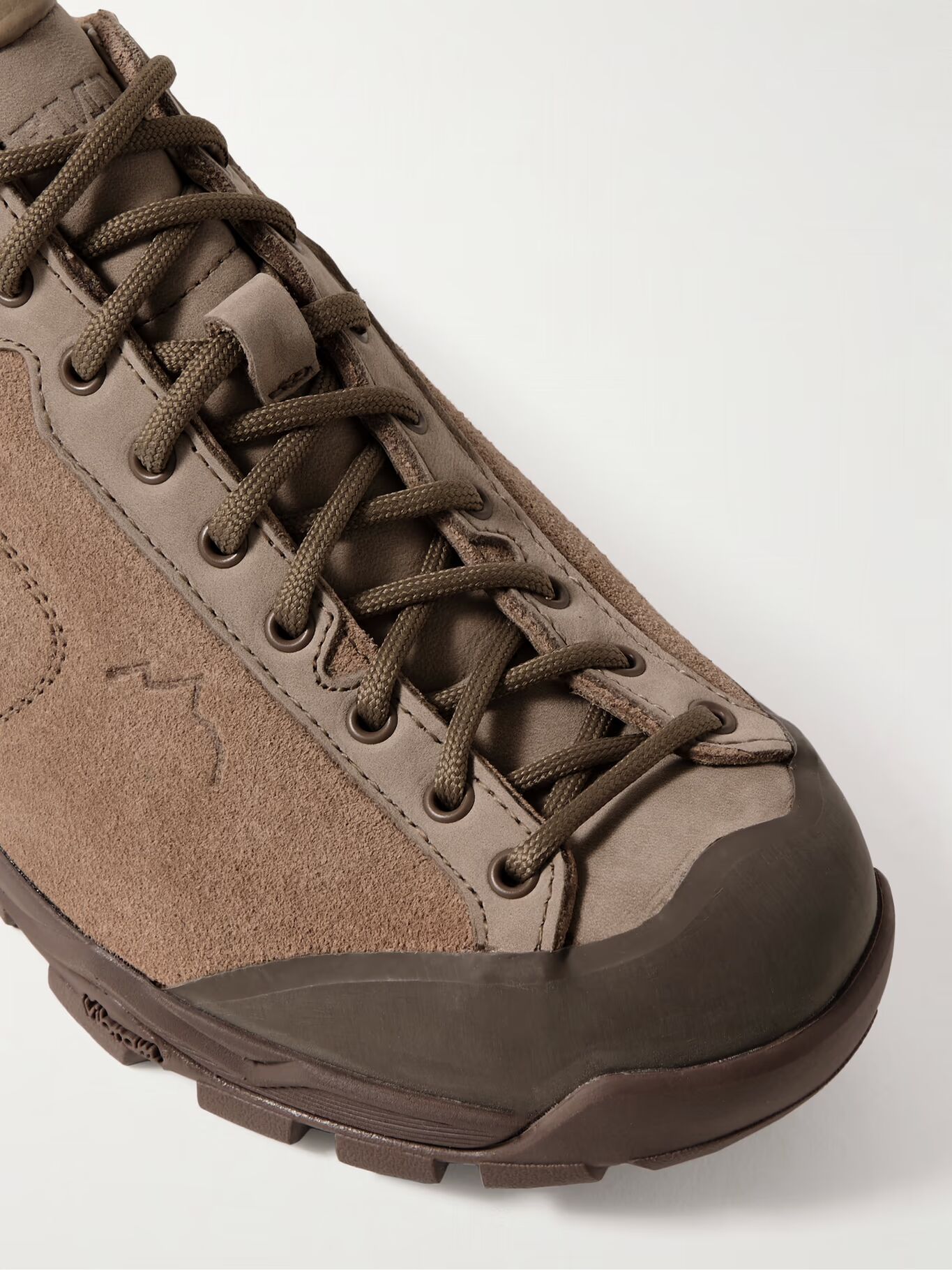 Кроссовки Movida из замши с резиновой отделкой DIEMME, коричневый
Кроссовки Movida из замши с резиновой отделкой DIEMME, коричневый