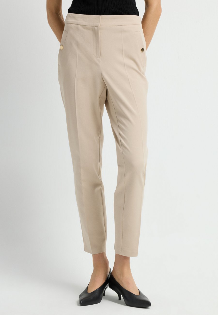 Брюки adL Trousers, Beige
Брюки adL Trousers, Beige