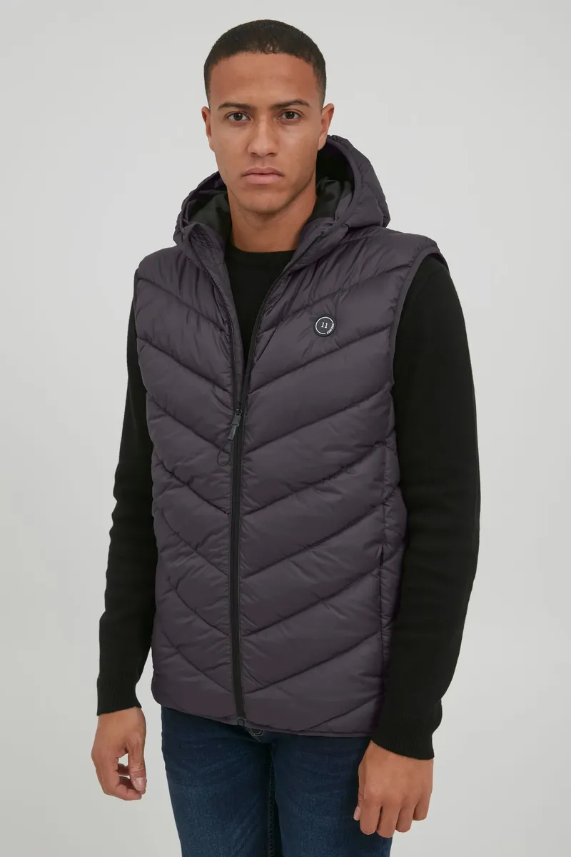 11 Project телогрейка " 11 Project П.Р. Фиепко ", цвет Forged Iron
11 Project телогрейка " 11 Project П.Р. Фиепко ", цвет Forged Iron