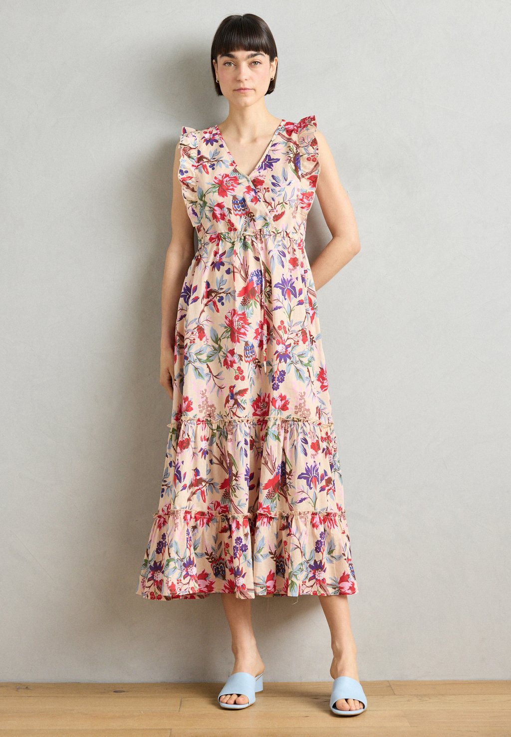 Повседневное платье MIDI DRESS Lollys Laundry, мультиколор 
Повседневное платье MIDI DRESS Lollys Laundry, мультиколор