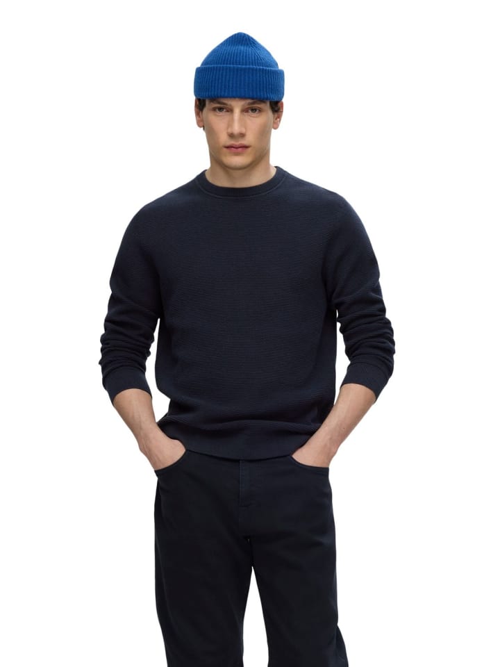 Свитер SLHROSS синего цвета SELECTED HOMME
Свитер SLHROSS синего цвета SELECTED HOMME