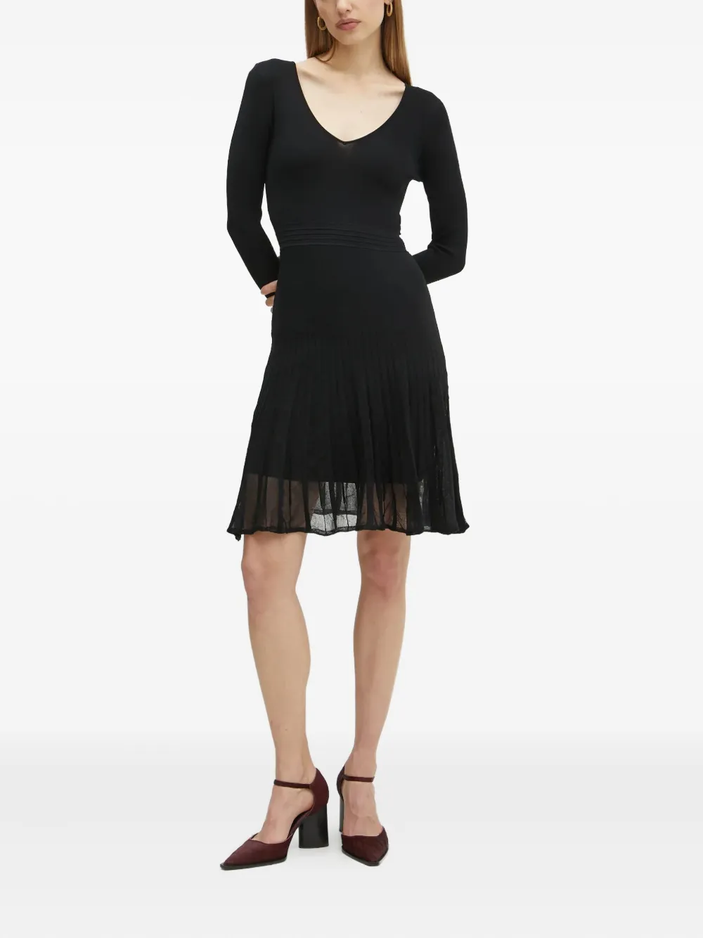 Платье мини с u-образным вырезом MARCIANO by GUESS, черный
Платье мини с u-образным вырезом MARCIANO by GUESS, черный