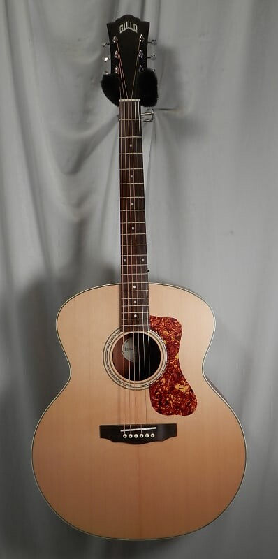 Акустическая гитара Guild F-240E Natural Satin Jumbo Acoustic Electric Guitar
Акустическая гитара Guild F-240E Natural Satin Jumbo Acoustic Electric Guitar
