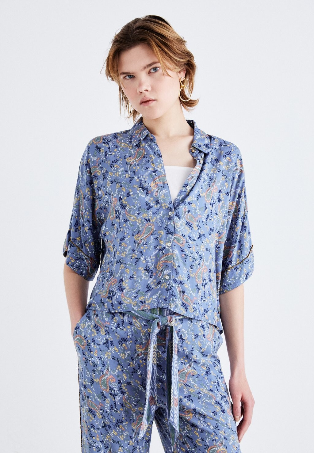 Рубашка-блузка MERY Pepe Jeans, синий
Рубашка-блузка MERY Pepe Jeans, синий