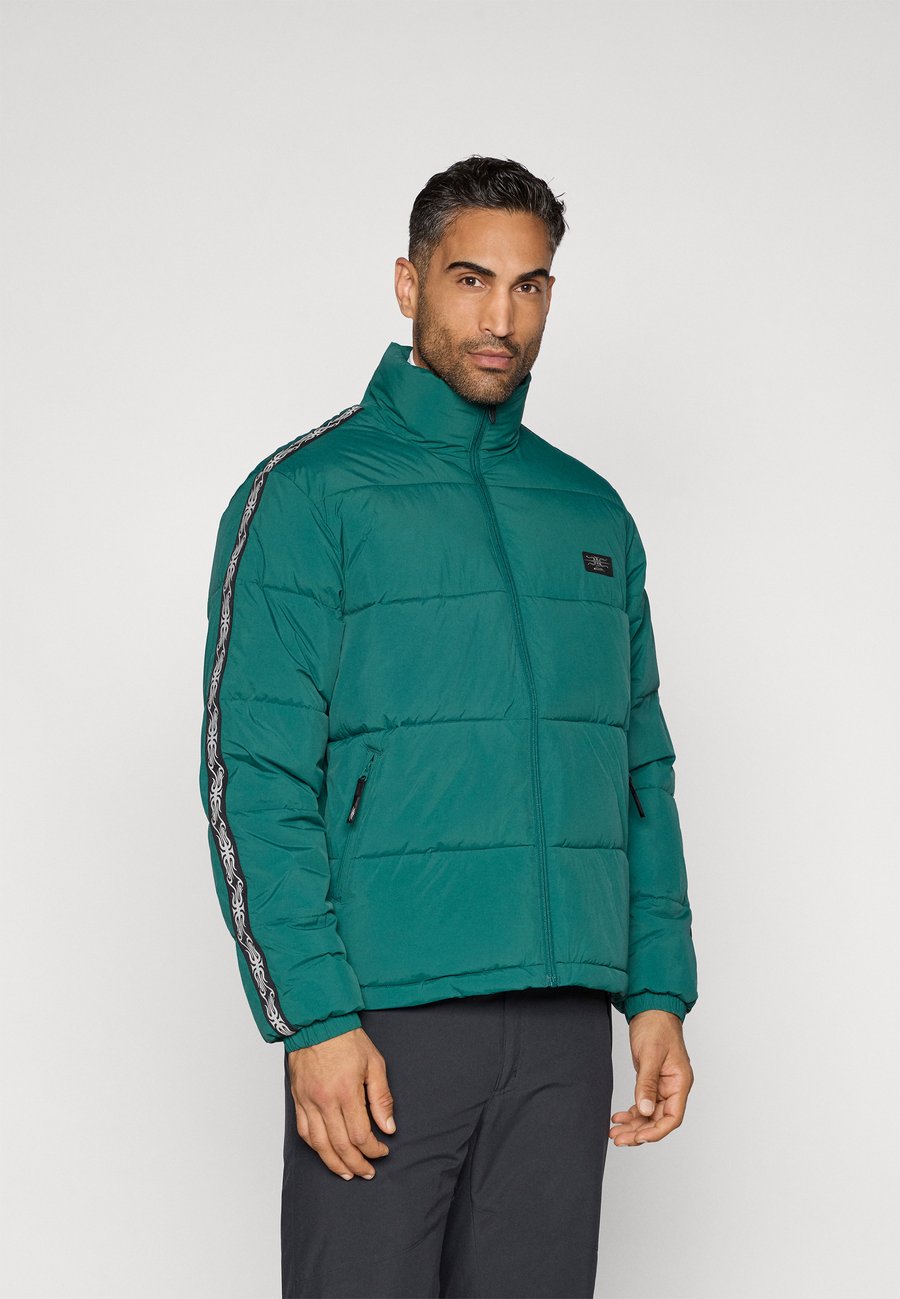 Куртка Quiksilver PUFF THE DRAGON, Botanical Garden/Dark Green
Куртка Quiksilver PUFF THE DRAGON, Botanical Garden/Dark Green