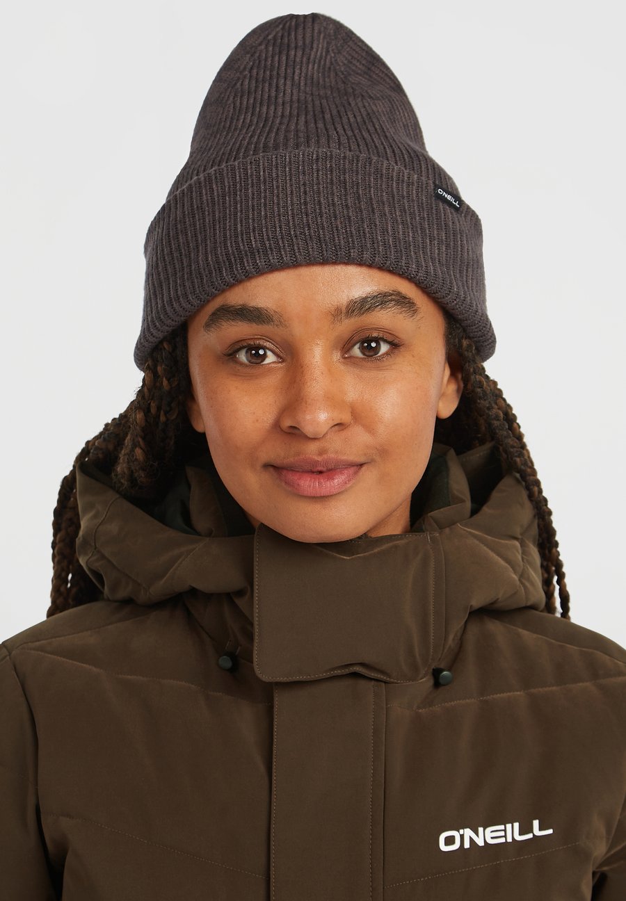 Шапка O'Neill CRUZ, Black Animalica/Mottled Black
Шапка O'Neill CRUZ, Black Animalica/Mottled Black