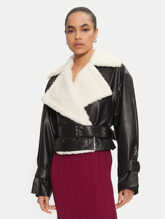 Куртка свободного кроя из искусственной кожи Anitta-1 50524091 Hugo, черный
Куртка свободного кроя из искусственной кожи Anitta-1 50524091 Hugo, черный