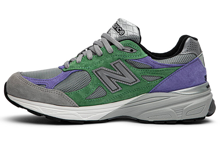 Кроссовки New Balance NB 990 V3 унисекс
Кроссовки New Balance NB 990 V3 унисекс