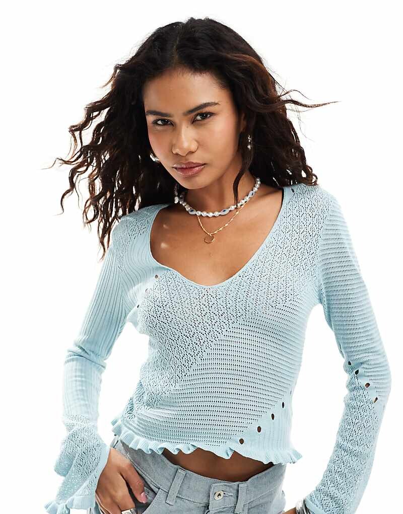 Синий трикотажный топ Monki с длинными рукавами и нижней кромкой в рубчик, V-образным вырезом
Синий трикотажный топ Monki с длинными рукавами и нижней кромкой в рубчик, V-образным вырезом