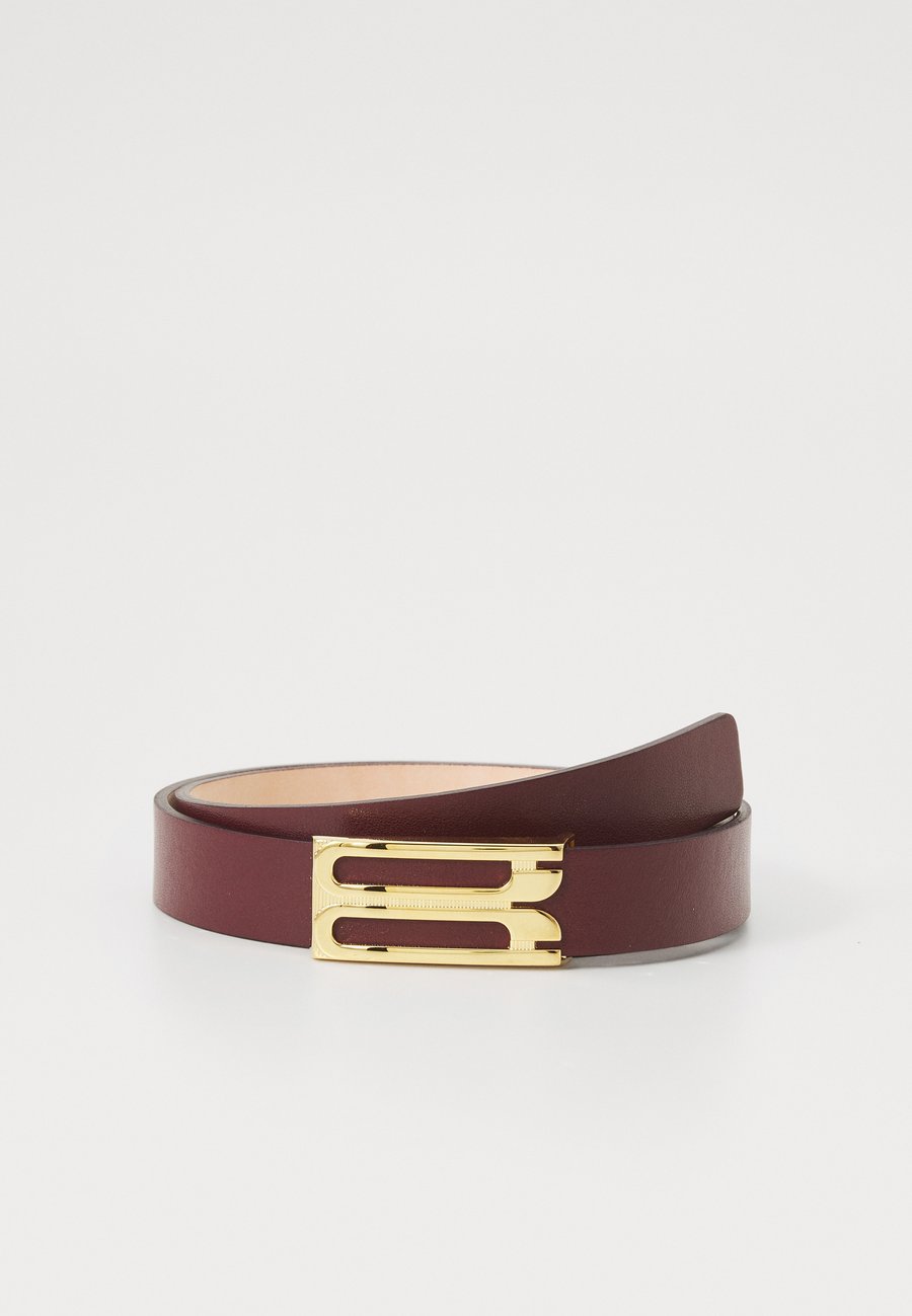 Ремень Victoria Beckham REGULAR FRAME BELT, Burgundy/Black
Ремень Victoria Beckham REGULAR FRAME BELT, Burgundy/Black