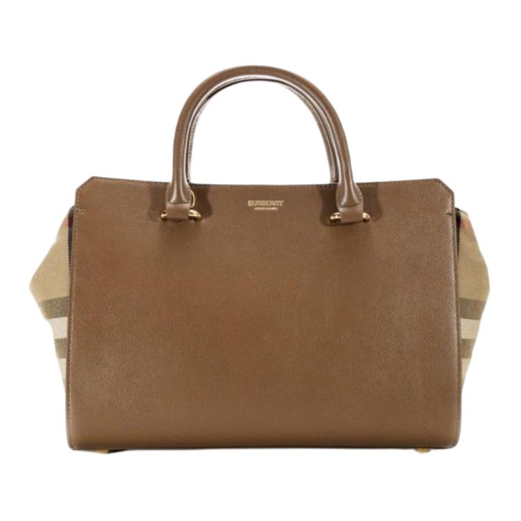 Burberry Кожаная женская сумка через плечо маленькая коричневая
Burberry Кожаная женская сумка через плечо маленькая коричневая