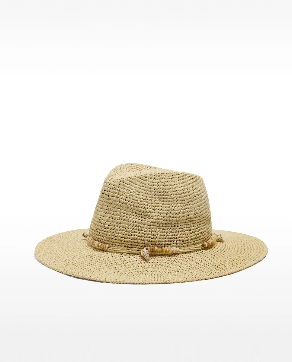 Женская шляпа из эффекта рафии с декоративной полосой из ракушек Parfois, бежевый 
Женская шляпа из эффекта рафии с декоративной полосой из ракушек Parfois, бежевый