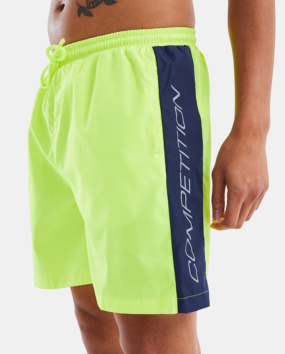 Быстросохнущие мужские шорты-бермуды Nautica, зеленый
Быстросохнущие мужские шорты-бермуды Nautica, зеленый