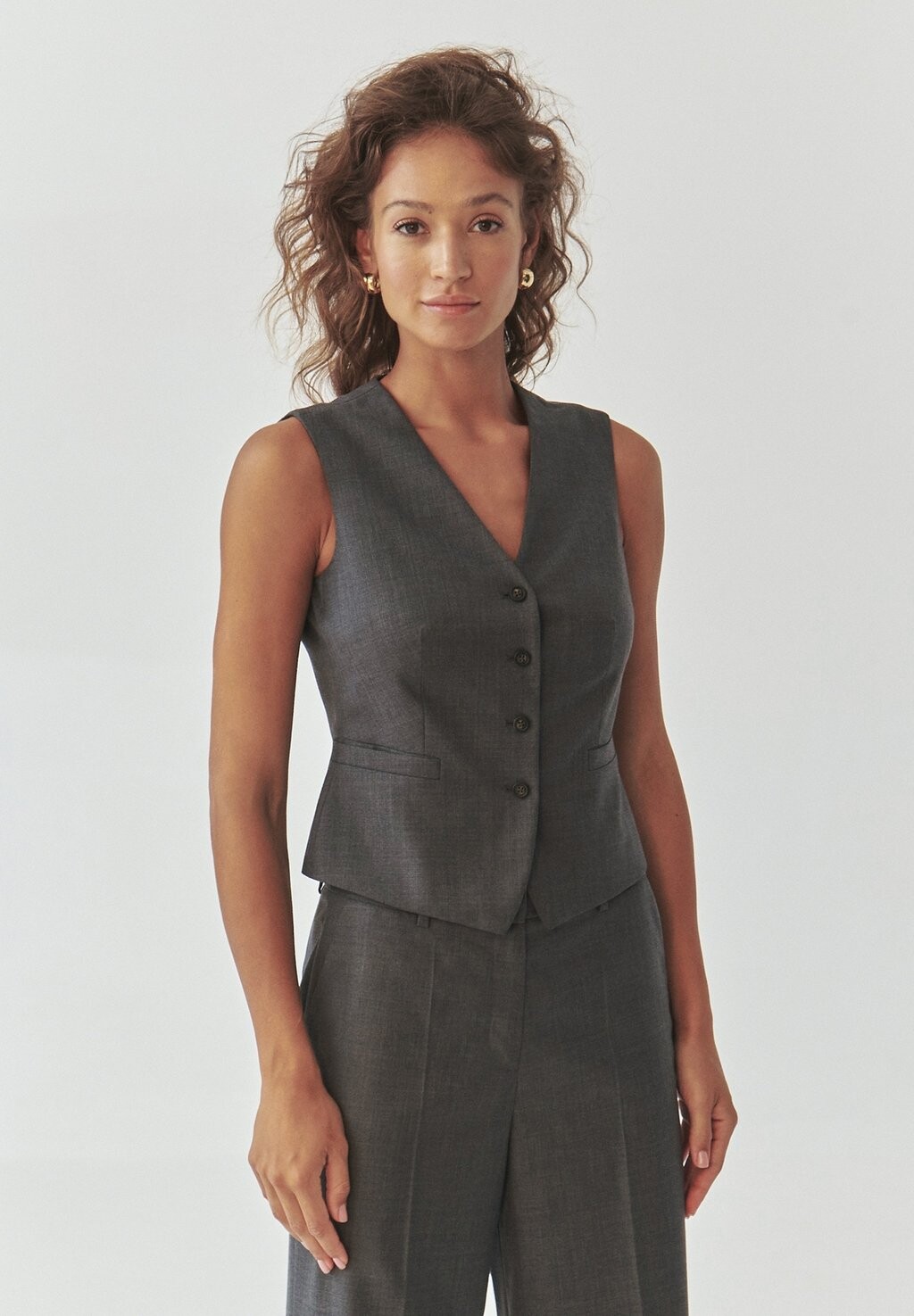 Жилет RONITA 1 TATUUM, серый
Жилет RONITA 1 TATUUM, серый