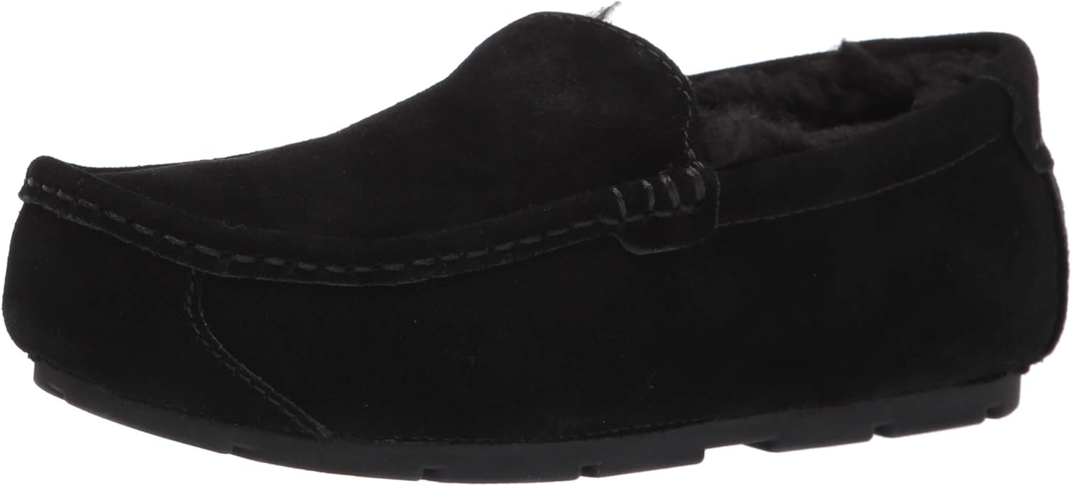 Тапочки мужские Koolaburra от UGG Tipton Koolaburra by UGG, черный
Тапочки мужские Koolaburra от UGG Tipton Koolaburra by UGG, черный