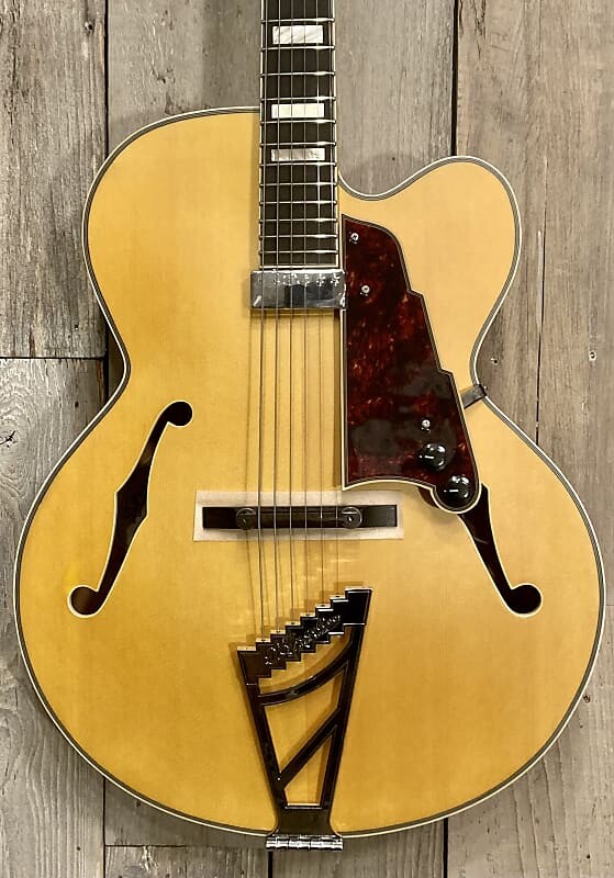 Электрогитара D'Angelico Premier EXL-1 Hollow Body Archtop 2022 - Satin Honey Blonde, Support Small Shops and Buy Here!
Электрогитара D'Angelico Premier EXL-1 Hollow Body Archtop 2022 - Satin Honey Blonde, Support Small Shops and Buy Here!