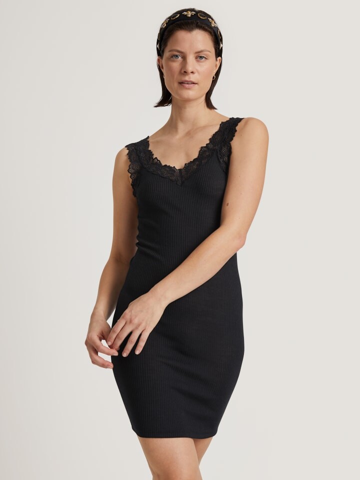 Майка Calida Unterkleid, цвет WS schwarz
Майка Calida Unterkleid, цвет WS schwarz