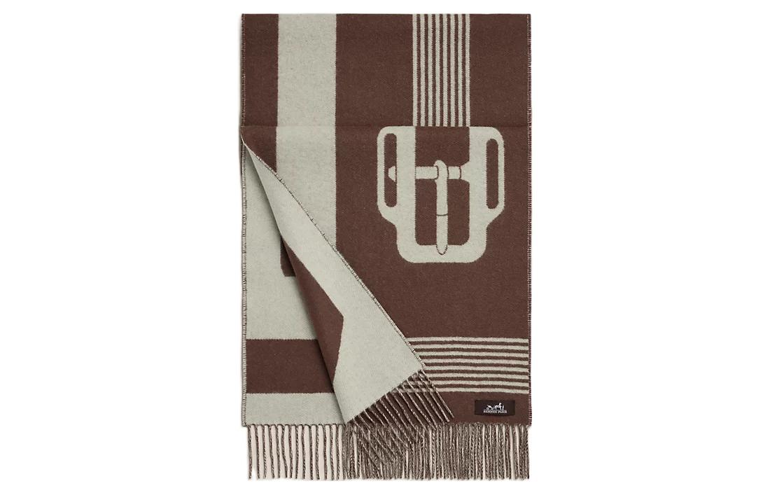 Кашне вязаное женское многоцветное HERMES
Кашне вязаное женское многоцветное HERMES