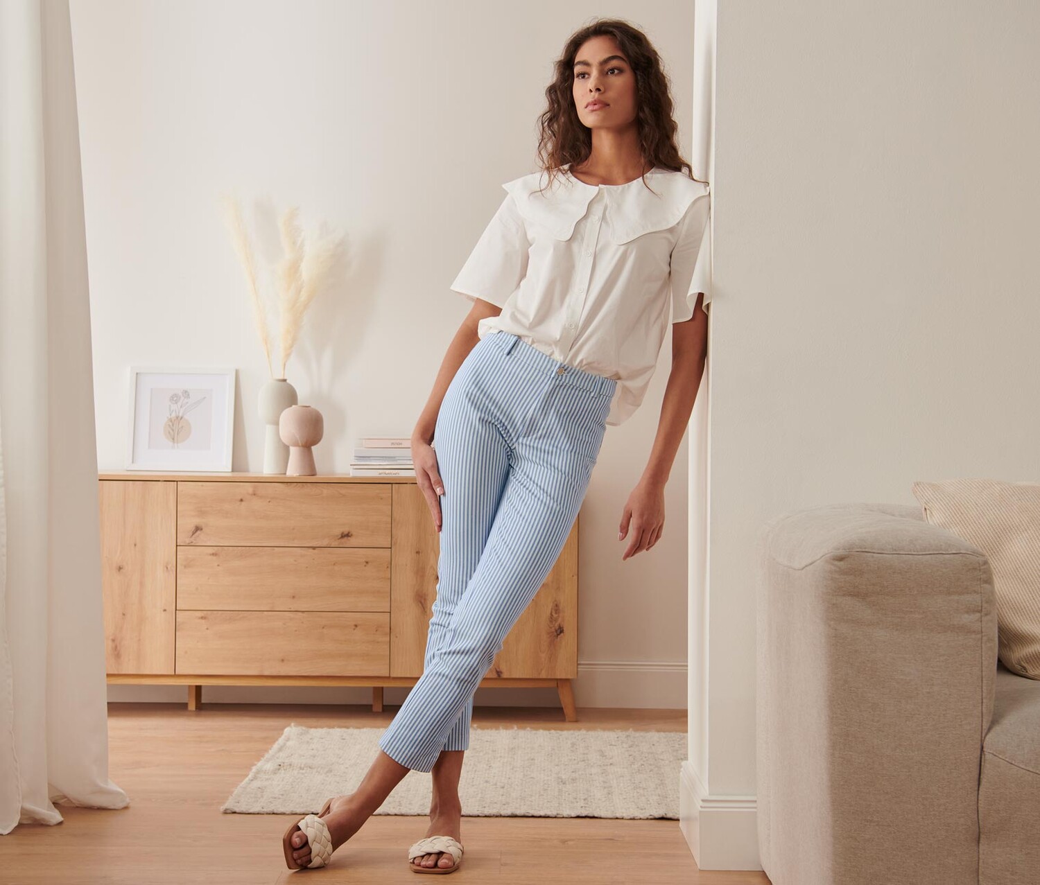 Полосатые эластичные брюки Tchibo, в сине-белую полоску
Полосатые эластичные брюки Tchibo, в сине-белую полоску