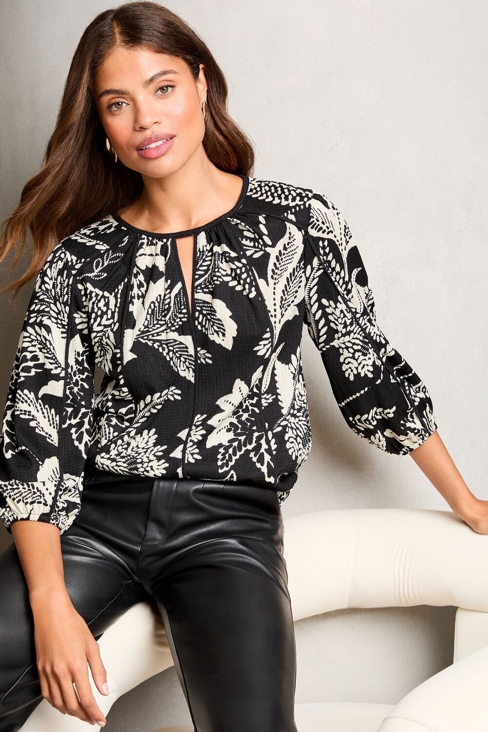 Топ из жатого джерси с рукавами 3/4 Lipsy, черный
Топ из жатого джерси с рукавами 3/4 Lipsy, черный