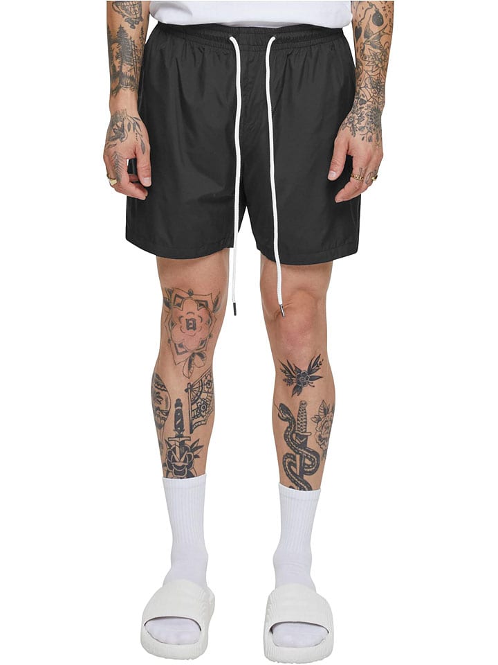 Urban Classics Черные беговые шорты
Urban Classics Черные беговые шорты