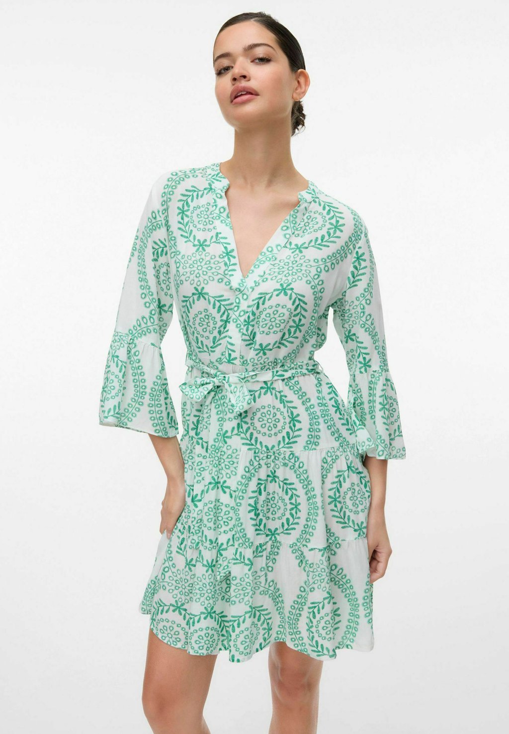 Повседневное платье VMMELBA KURZES Vero Moda, белый
Повседневное платье VMMELBA KURZES Vero Moda, белый