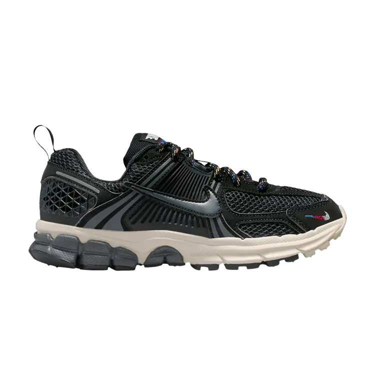 Кроссовки Nike Vomero 5 GS, Black Soft Pearl Burgundy
Кроссовки Nike Vomero 5 GS, Black Soft Pearl Burgundy