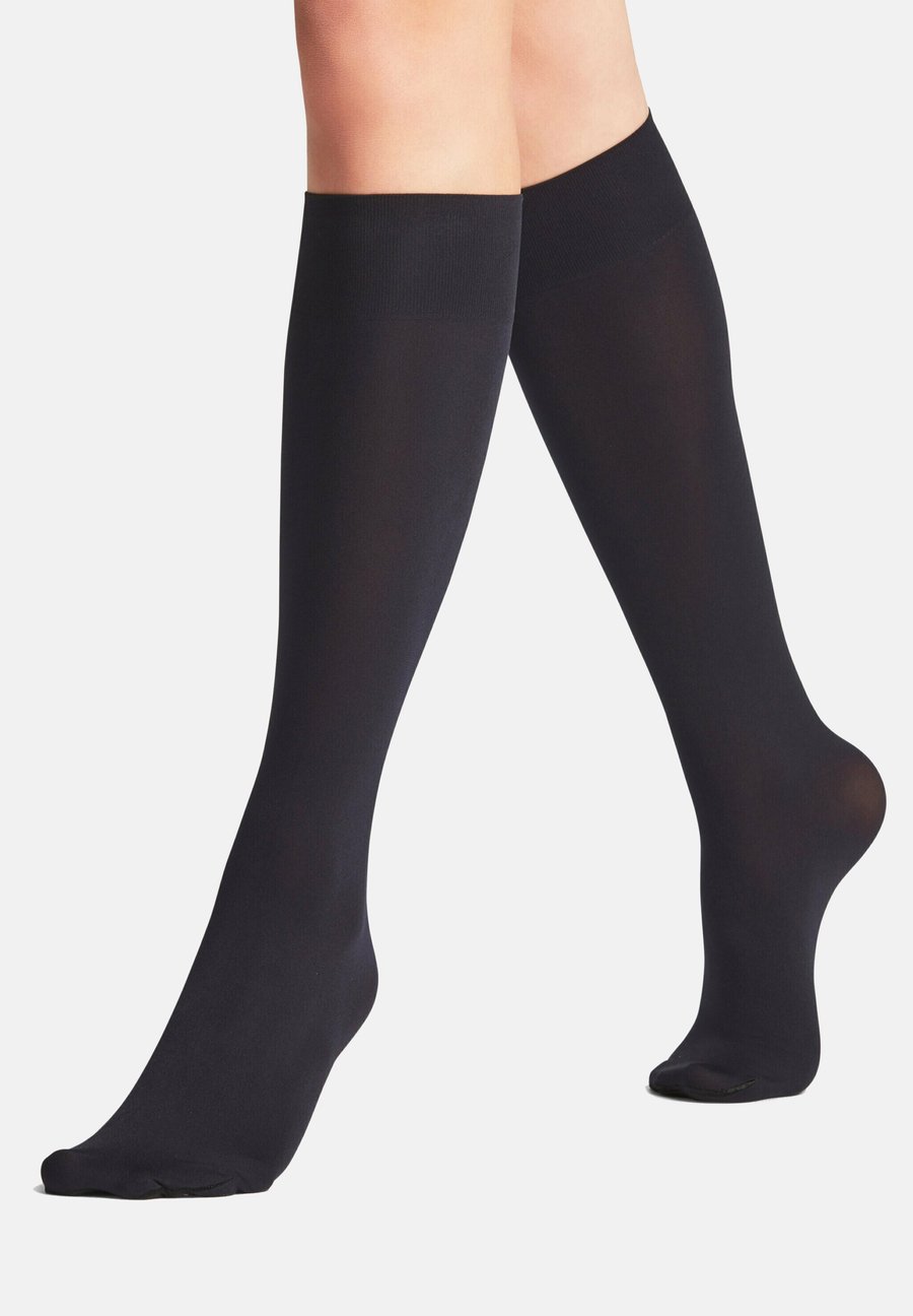 Носки FALKE Seidenglatt 40 Denier semi-opaque, Marine/Dark Blue
Носки FALKE Seidenglatt 40 Denier semi-opaque, Marine/Dark Blue