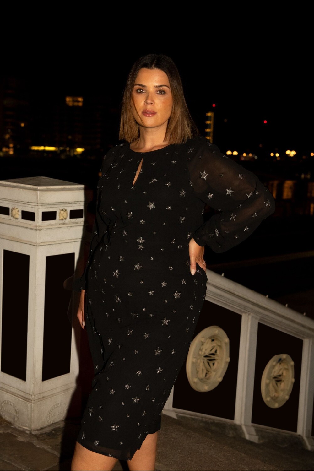 Платье с вышивкой в виде звезды Live Unlimited, черный
Платье с вышивкой в виде звезды Live Unlimited, черный