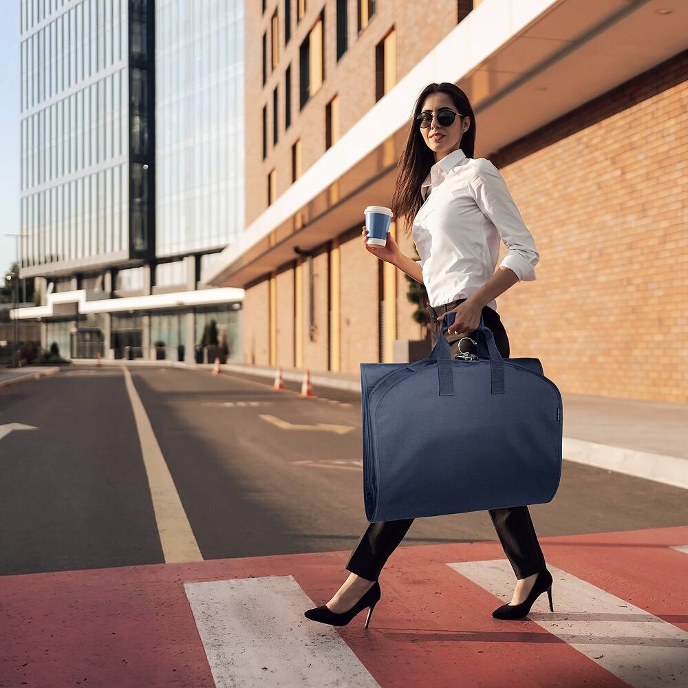 WallyBags Тройная дорожная сумка для одежды премиум-класса длиной 60 дюймов с внешним карманом, темно-синий
WallyBags Тройная дорожная сумка для одежды премиум-класса длиной 60 дюймов с внешним карманом, темно-синий