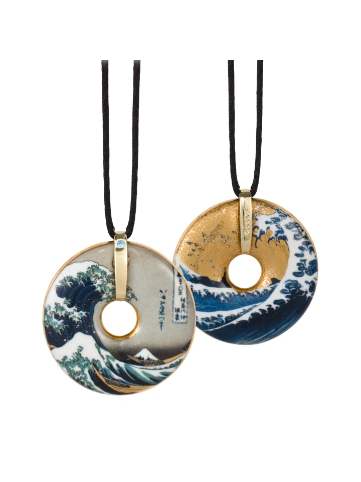 Goebel Колье "Кацусика Хокусай - Волна" в разноцветных тонах
Goebel Колье "Кацусика Хокусай - Волна" в разноцветных тонах