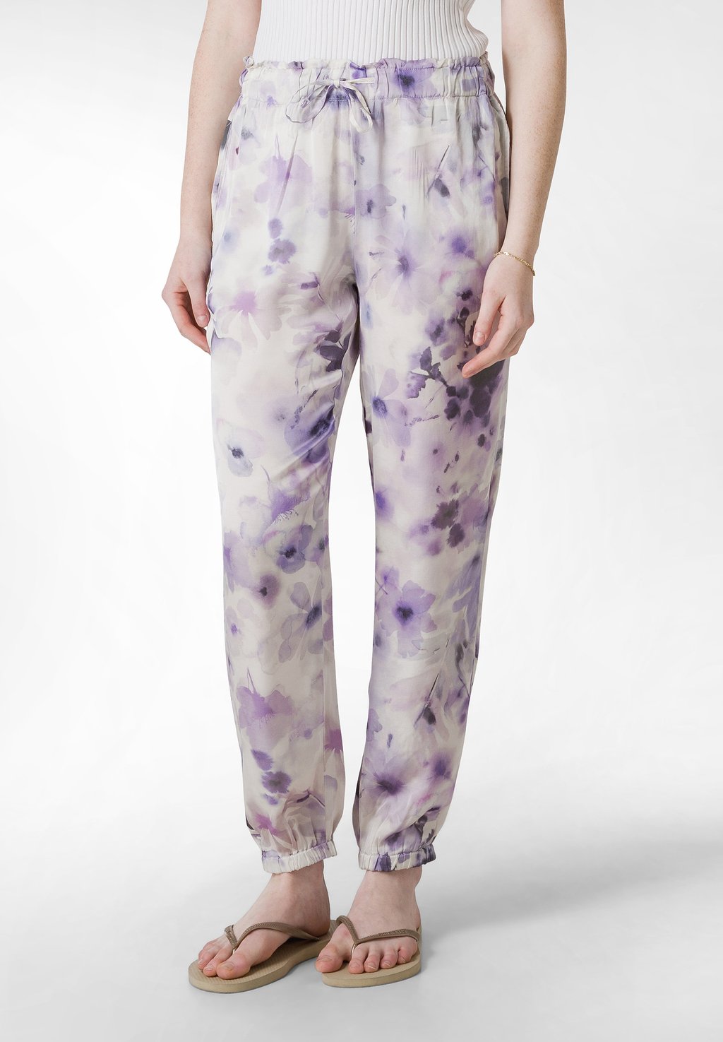 Спортивные штаны Deha, фиолетовый
Спортивные штаны Deha, фиолетовый