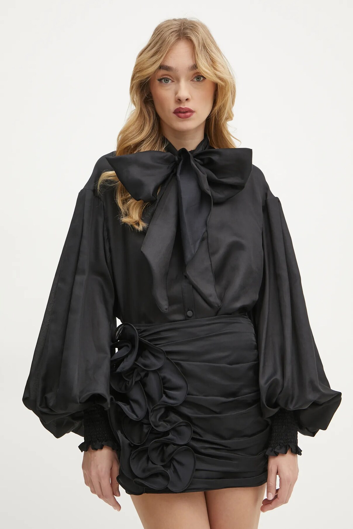 Рубашка из шелковой смеси Bommie Charo Ruiz Ibiza, черный 
Рубашка из шелковой смеси Bommie Charo Ruiz Ibiza, черный