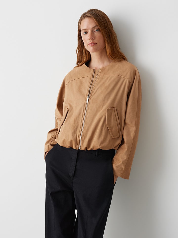 OPUS Светло-коричневая переходная куртка
OPUS Светло-коричневая переходная куртка