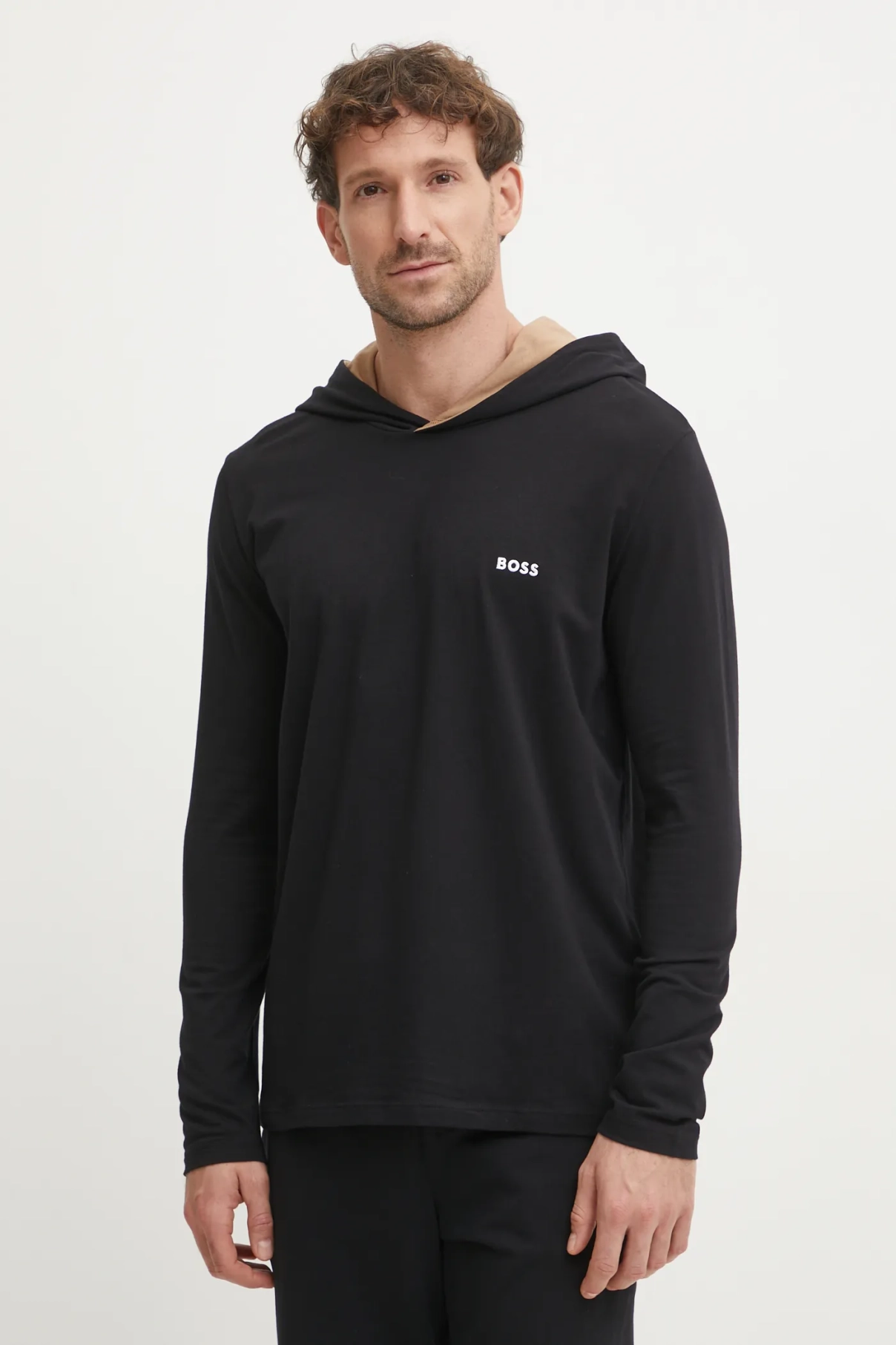 Футболка с длинными рукавами BOSS, черный
Футболка с длинными рукавами BOSS, черный