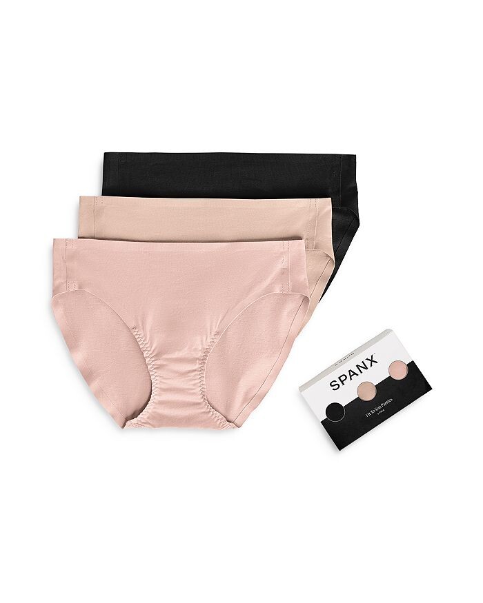 Трусы женские Low Rise Cheeky, Pack of 3 SPANX, коричневый/бежевый
Трусы женские Low Rise Cheeky, Pack of 3 SPANX, коричневый/бежевый