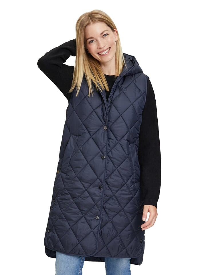 Стеганый жилет AMBER & JUNE Steppweste, темно-синий
Стеганый жилет AMBER & JUNE Steppweste, темно-синий