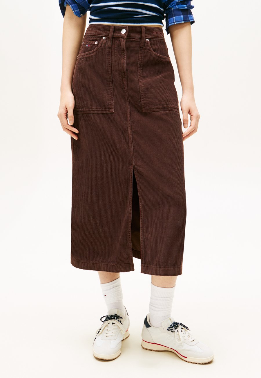 Юбка Tommy Jeans CLAIRE UTILITY SKIRT, Rich Brown/Brown
Юбка Tommy Jeans CLAIRE UTILITY SKIRT, Rich Brown/Brown