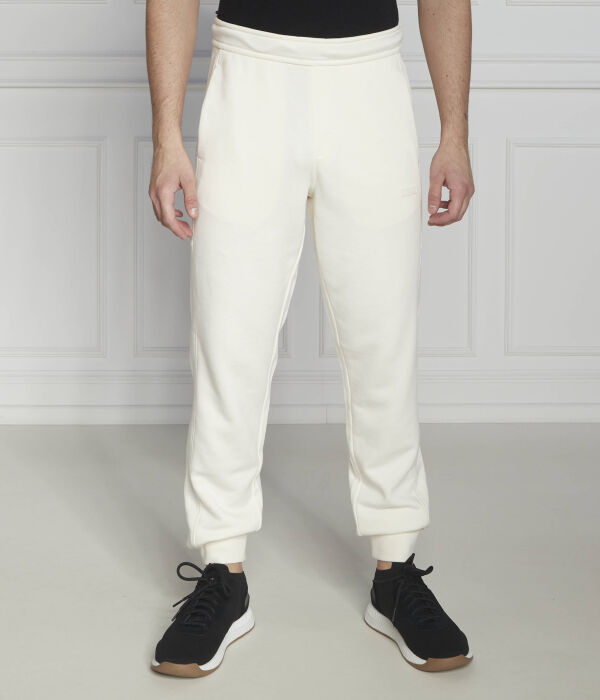 Спортивные штаны мужские Calvin Klein на резинке, светло-бежевый
Спортивные штаны мужские Calvin Klein на резинке, светло-бежевый