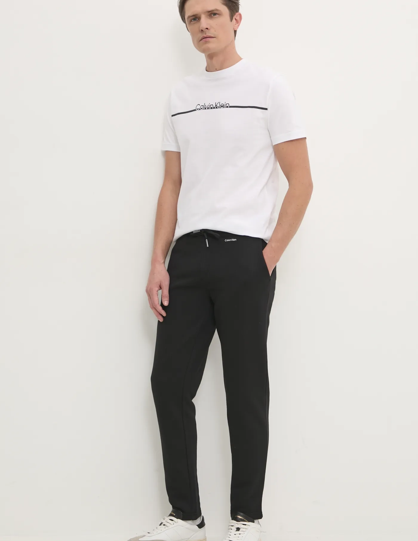 Спортивные штаны Calvin Klein, черный 
Спортивные штаны Calvin Klein, черный